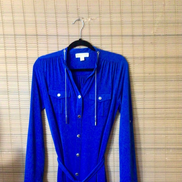 MICHEAL KORS beautiful royal blue shirt dress. - Picture 11 of 14